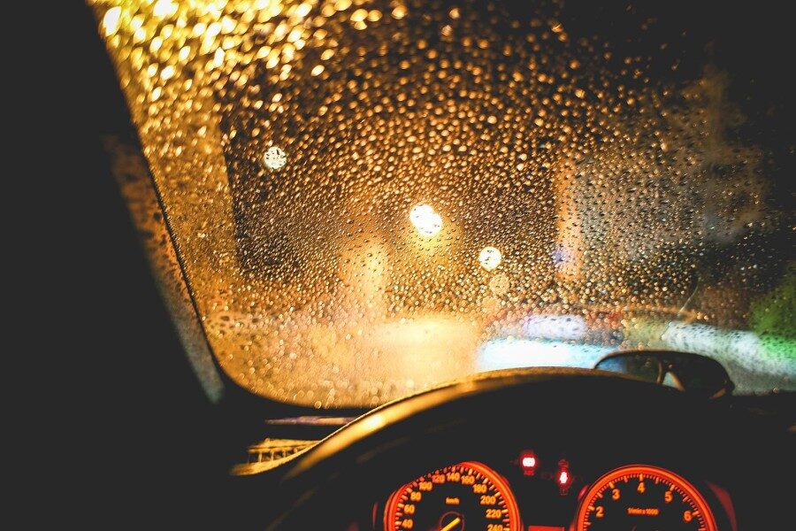 The Best Ways To Defrost Your Car Windows