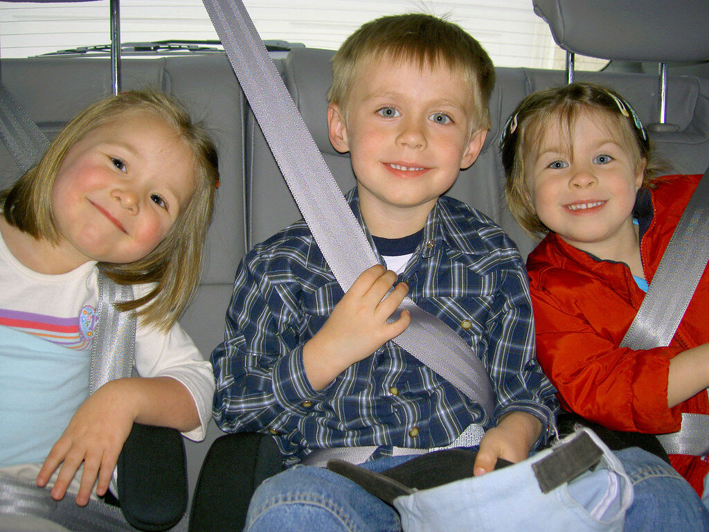 5 Things Parents Keep In Their Cars