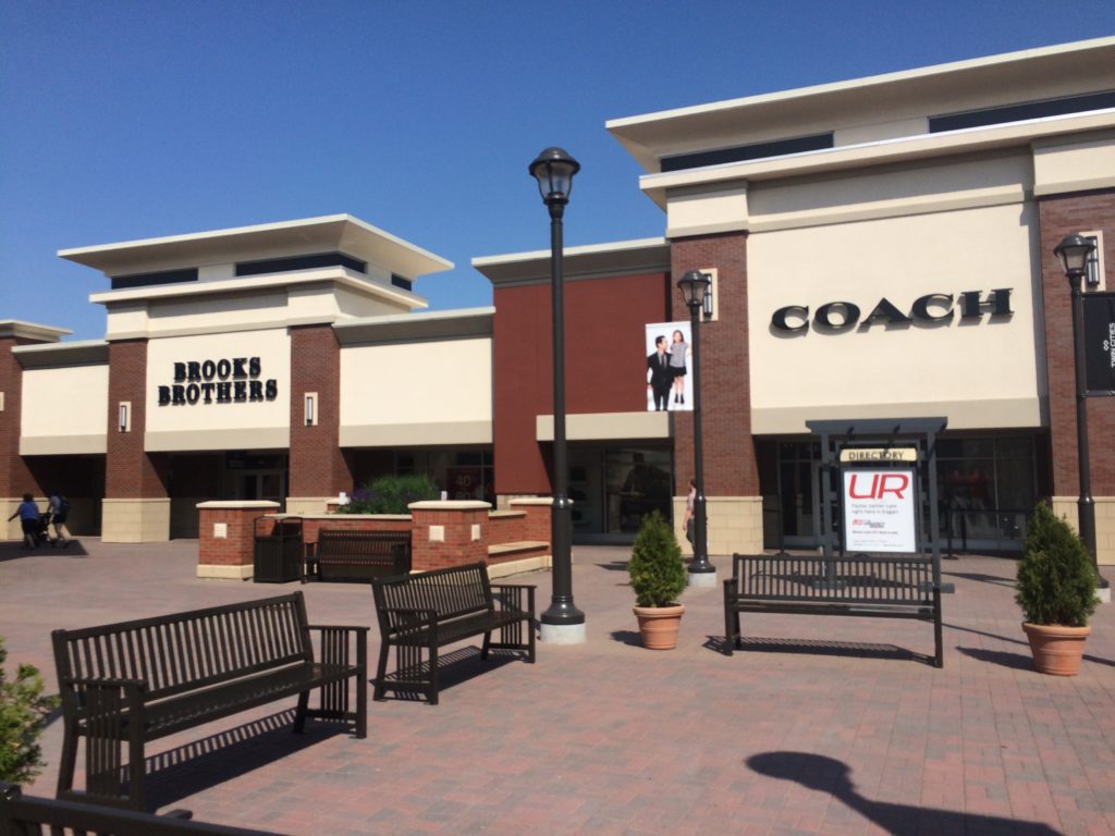 eagan outlet mall