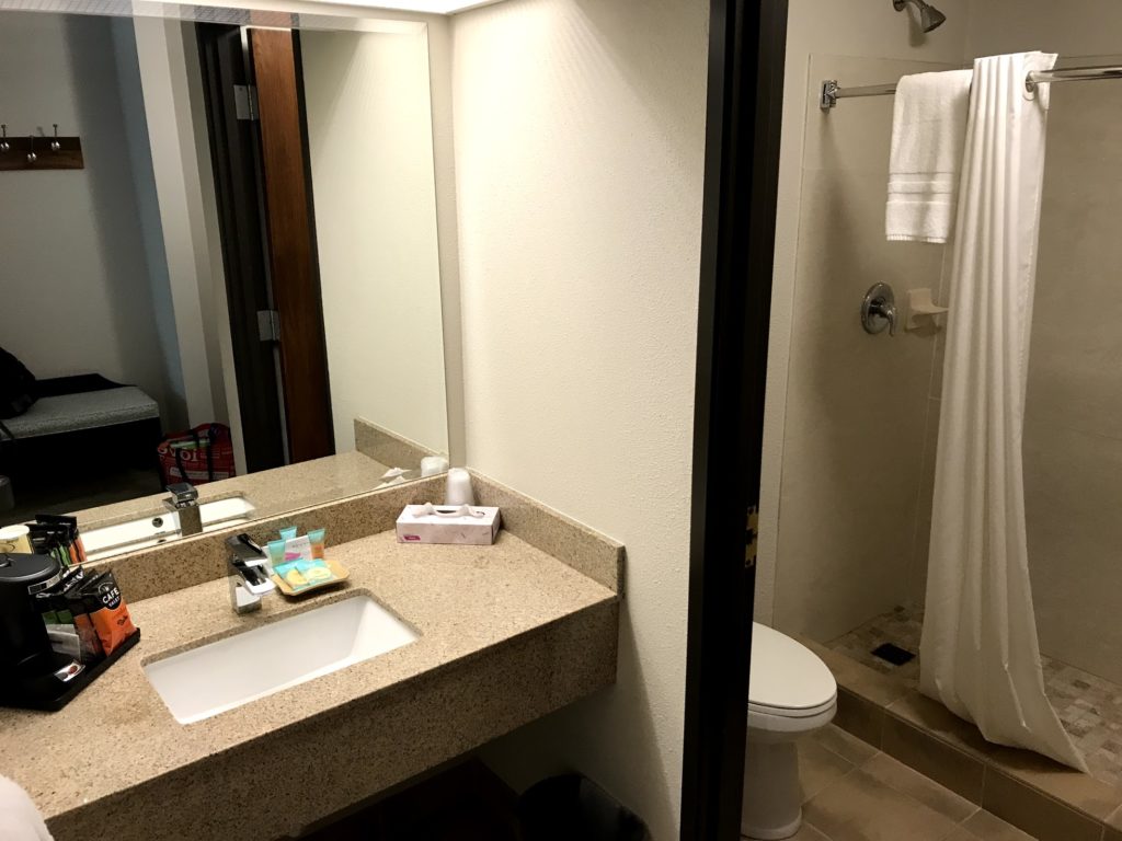 izatys resort bathrooms