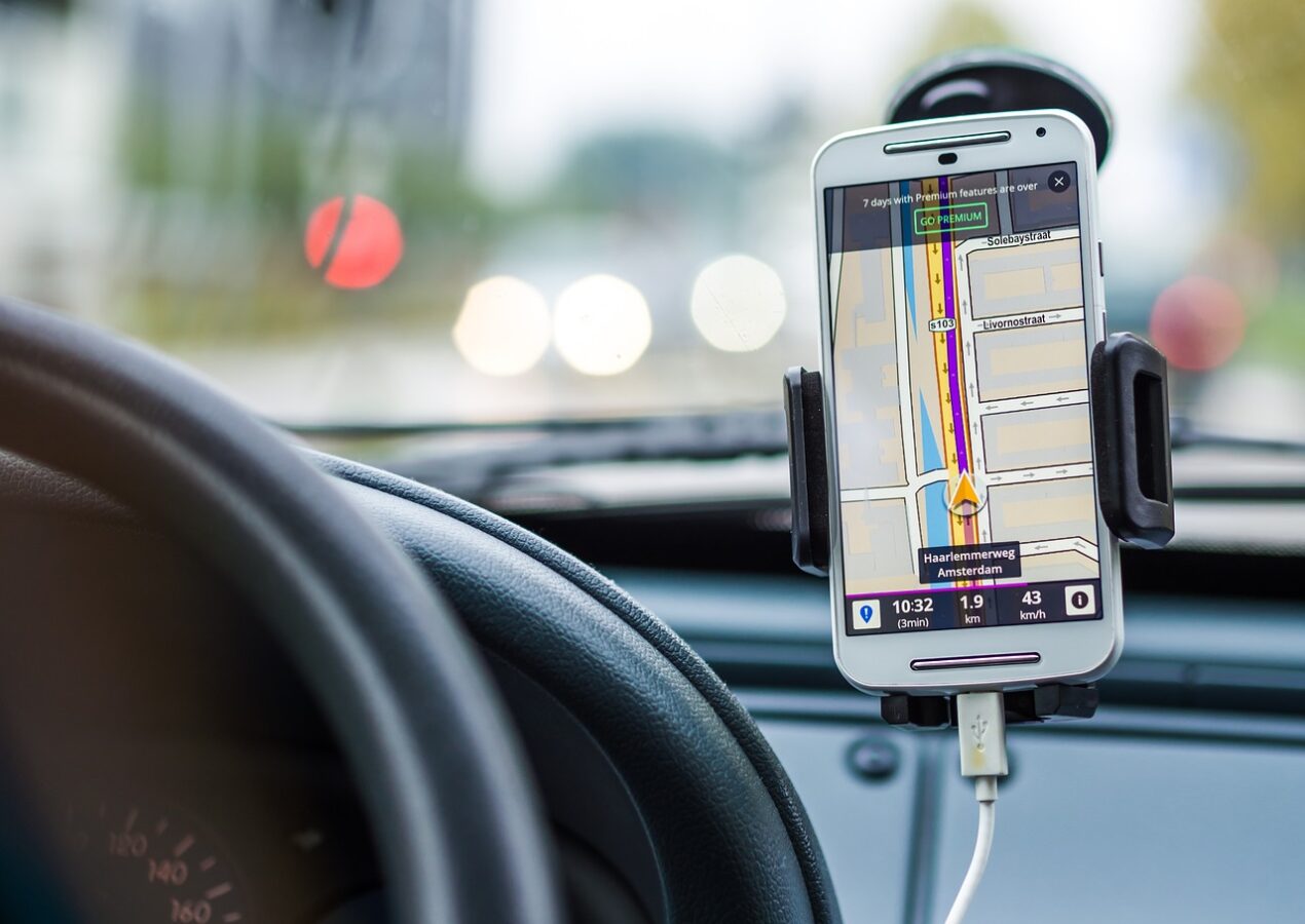 7 Awesome Apps for Your Next Road Trip