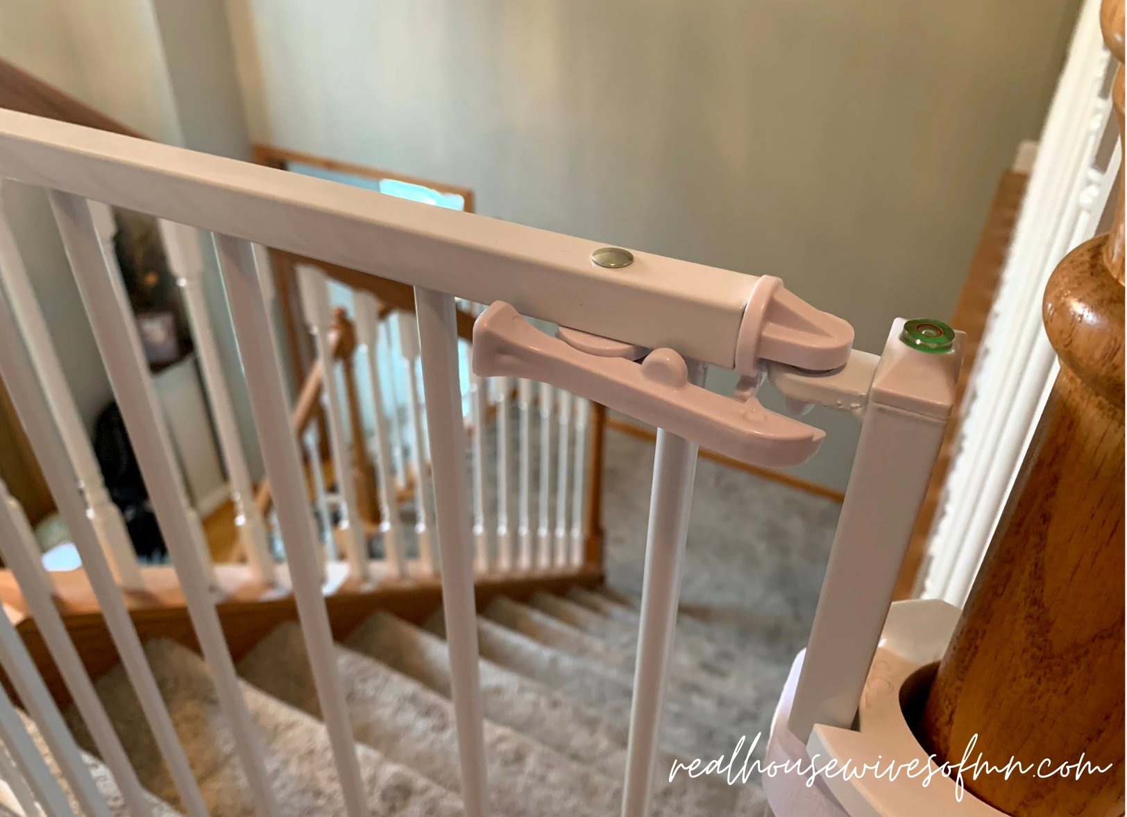 Telescoping best sale baby gate