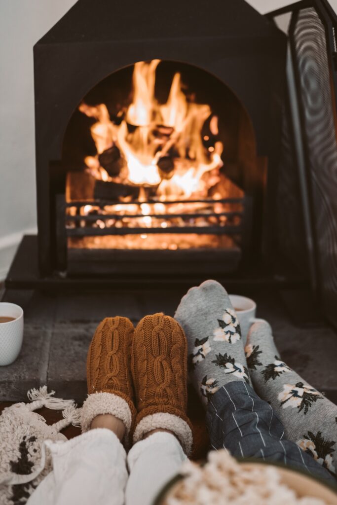 couples date night cozy fire